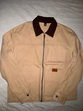 Manfinity Men's Beige Canvas Zip Jacket with Contrasting Brown Collar